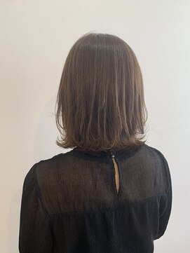 ツイギー 千舟店(TWiGGY) 【20代、30代◎大人気】ふんわりミディアムの外ハネボブ♪