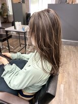 ヴィフ 大船(VIF)&nbsp;コントラストハイライト×フェイスレイヤー×グレージュカラー