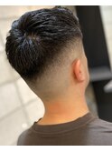 スキンフェードカット短髪パーマサイドグラデーションk