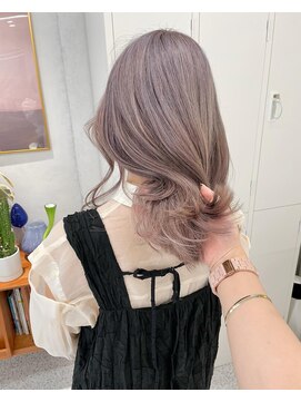 ローウェ 渋谷(Louwe) ラベンダーグレージュ