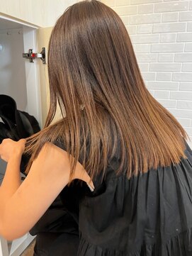 ジーナ 新宿(Zina) 髪質改善＊シースルー前髪＊くびれヘアロング【Zina 新宿】