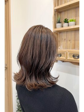 シャワー(SHOWER) ミディアム【布施】