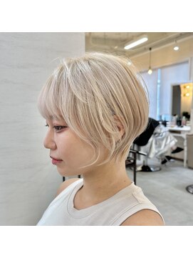 シシ 大宮(She 2.) ハイトーンショート/くびれショート/大人ショート