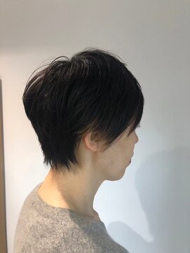 ソイクフ(SOY KUFU) 黒髪スタイルレイヤーカットおしゃれ女子ウルフヘア