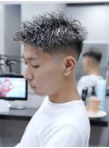 ツイストパーマ/短髪/ホワイトメッシュ/スキンフェード/姫路
