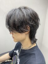 センターパートウルフ　ニュアンスパーマ