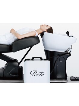 【美容業界で話題沸騰中☆ReFa VEENA】超微細バブルで毛穴までお掃除！トリートメント浸透率UP◎[中目黒]