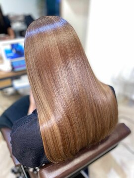 ボタニウム バイ アールサロン(BOTANIUM by RrSALON) 20代30代40代必見 本物 髪質改善RrSALON HYDRO XEトリートメント