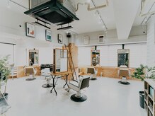 スタッフと空間、サービスの調和で“整う私”を叶える場所。