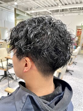 ゼストララ(ZEST Lara) 【YUICHI】Twist Spiral Perm【吉祥寺】