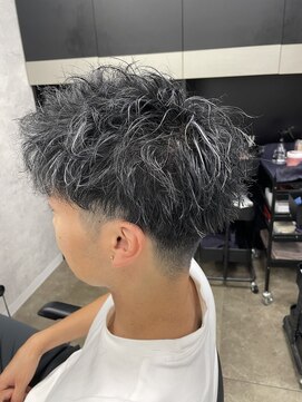 モエバイアリア(Moe by aria) ホワイトメッシュパーマ