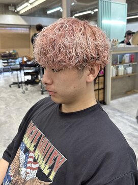 ヘーゼル 博多(HAZEL.) Naito【ピンクベージュ×無造作パーマスタイル】