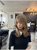 ミルクティーベージュ