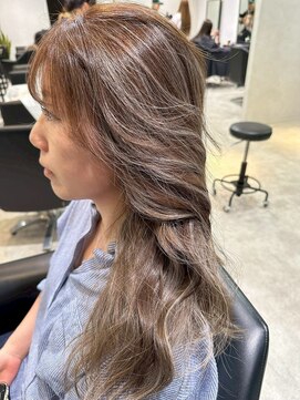 メリー オオサカ(Merly Osaka) ハイライト/似合わせカット