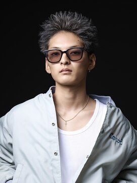 ゴールドシブヤ(GOALD SHIBUYA) スパイキーショート シルバーグレーカラー