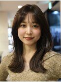 やりすぎないレイヤーでこなれ感くびれミディ