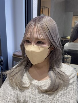 【Lien 風呂田】ホワイトシルバー×くびれレイヤー♪