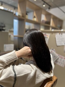 クーレ ビオトープ(+ CURE biotope) 暗めのラベンダーグレージュ