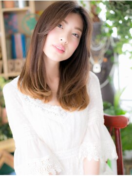 カバーヘア ブリス 大宮西口(COVER HAIR bliss) センターパート透け感小顔ミルクティーカラーc4大宮20代30代40代