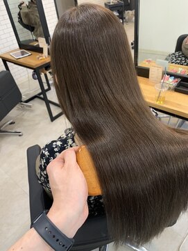 リベルテ 岡崎店(Liberte) 贅沢フルコース♪シルクストレート/グレージュ