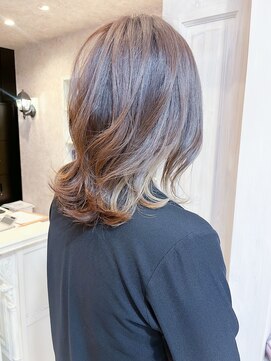 キャアリー(Caary) 福山人気caaryアッシュブラウン大人インナーベージュレイヤー