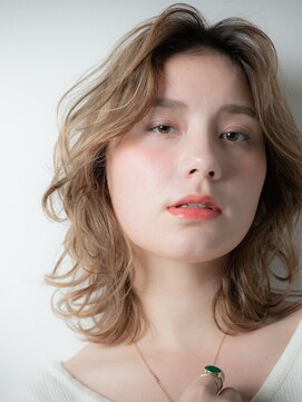 カバーヘア ブリス 上尾西口店(COVER HAIR bliss) 外国人風ハイトーンカラー金髪ボブウルフ203r上尾10代20代30代