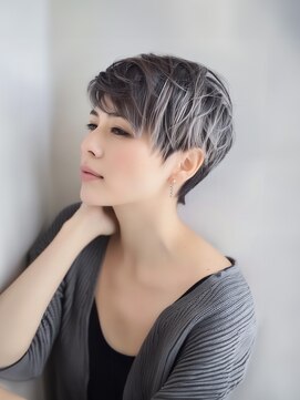 リリーヘアーリベート 浅草橋東口店(LiLiy hair LIBERT'E) ショートカット