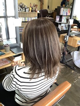 ワラティク(WARATI C) 白髪ぼかしハイライト