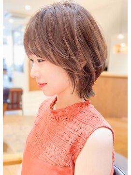 ルエ(rue) ショートレイヤー×ショートカット×前髪あり　20代30代40代50代