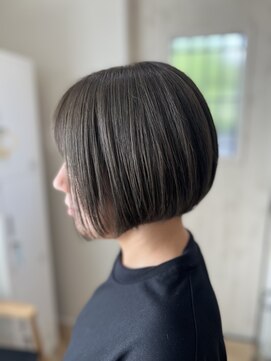 クウ(cuu) オリーブベージュ