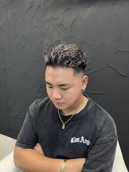 メンズ ミライフ(MEN’S MLIFE)の写真/初めてのパーマや失敗した経験のある方、MLIFEでは豊富な経験からお客様の理想のパーマを実現します◎