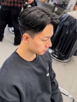 グルーマーズトウキョウ(GROOMER/S TOKYO) 【GROOMER/S 稲田】 ラフカール パーマ スタイル スペインカール