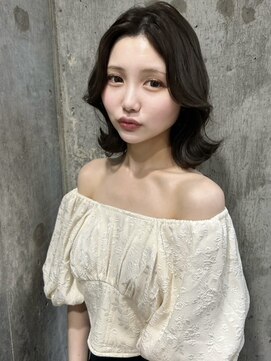 ハローバイシー 仙台(Hello by Sea) ミディアム×暗めカラー[デザインカラー/フェイスフレーミング]