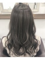 インス(ensue)&nbsp;韓国ヘア大人可愛いウェーブ巻き髪オリーブグレージュ