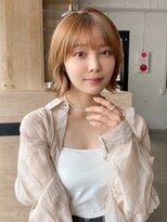 前髪 外ハネボブ くびれヘア ハイライトカラー"