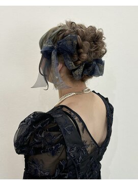 ルピナス(Lupine.) 【Honoka】無造作アップスタイル♪