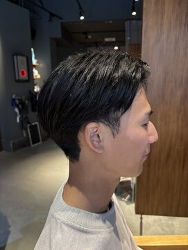 アンドワークス 2nd(&WORKS) ツーブロパートスタイル