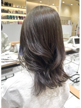 ゼスト フィーノ(ZEST fino) 【ナツミ】イエベ春×オリーブカラー