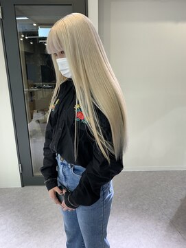 ペレ 原宿(PELE) ダブルカラー/ケアブリーチ/羽エクステ/原宿