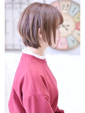 メイズ(MAZE) 【メイズ東中野・鍛原志行】丸みのある小顔ショート