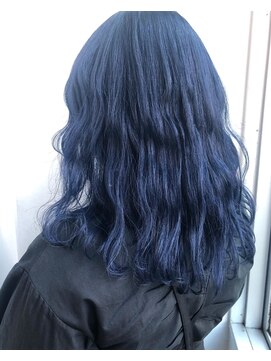 トロニー(TLONY) TLONY渋谷hori 青髪 ネビージュ