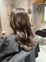 お花と犬と美容室&nbsp;ロングウェーブ