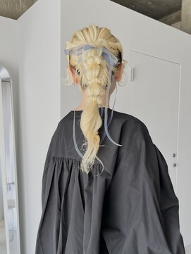 オルター(Alter) 編み下ろしポニーテール