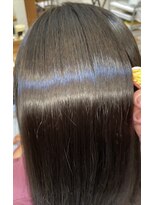 チリンバイロストシティー(Chillin by LOSTCITY)&nbsp;TOKIO進化縮毛矯　髪質改善白髪ぼかしハイライトスクールカット