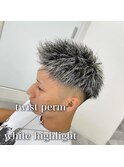 ツイストパーマ×ホワイトハイライト