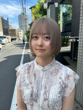 ロイジー(roijir) 表参道roijir  ホワイトベージュ×ボブレイヤー