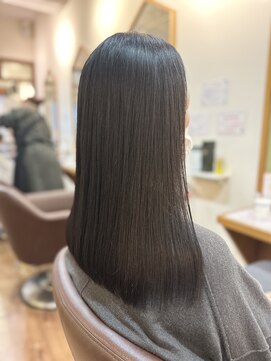 フリージア(freesia) ツヤ髪/ツヤ髪ロング/髪質改善トリートメント/30代40代50代