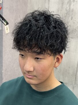 メイン(MENIN) 【Insta@hi_de0205】ツイストスパイラルパーマ[相模大野/町田]