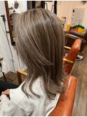 グレージュハイライト白髪ぼかしレイヤー40代50代