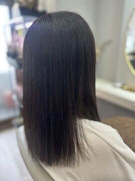 アオ 花咲町(a-o) ミディアム髪質改善ストレートヘア♪